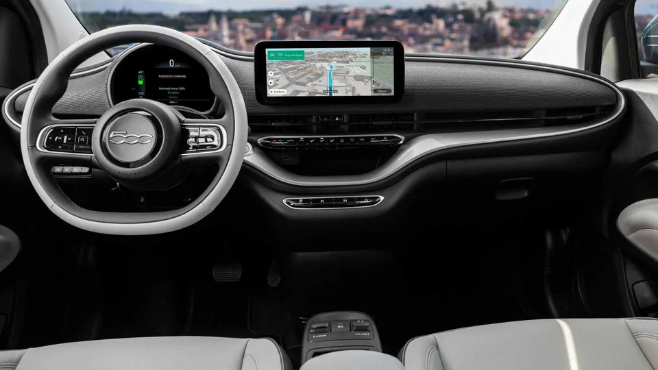 FIAT 500e Cockpit