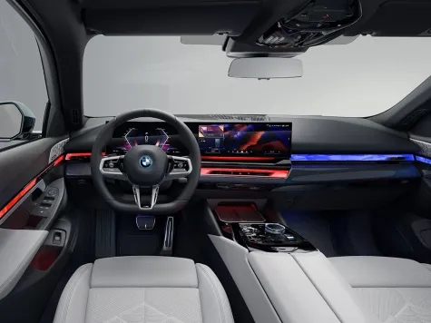 BMW i5 Touring Cockpit BMW i5 Touring Cockpit