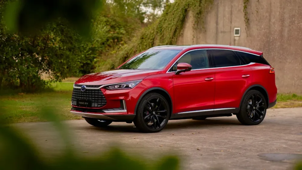 BYD TANG EV AWD 7-Sitzer BYD TANG EV AWD 7-Sitzer
