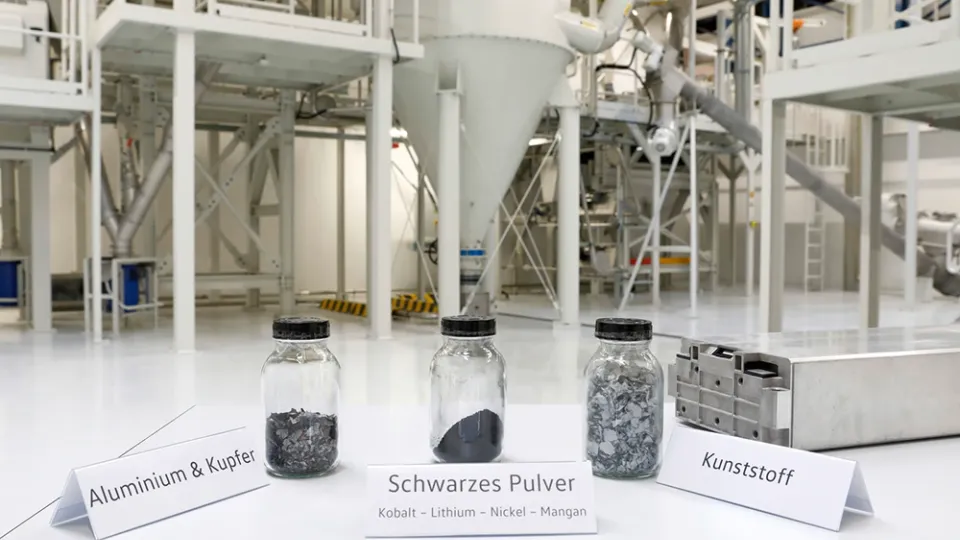 VW Batterierecycling einer E-Auto Batterie