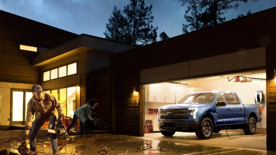 E-Auto als Stromspeicher beim Ford F150 Lightning bei Sturm E-Auto als Stromspeicher beim Ford F150 Lightning bei Sturm