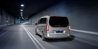 Mercedes EQV von hinten