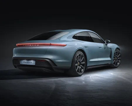 Porsche Taycan 4S -günstigere Version E-Sportwagen - Einfach E-Auto