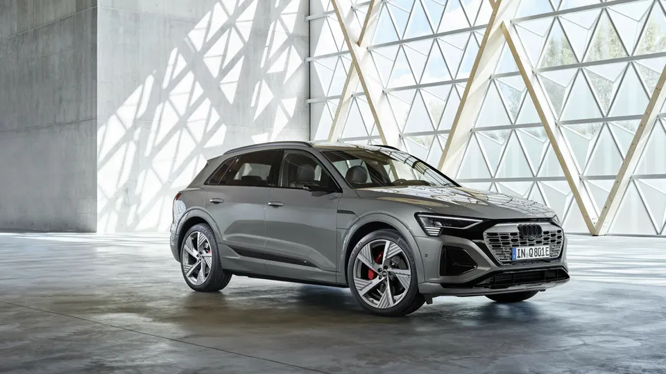 Audi Q8 e-tron von vorne