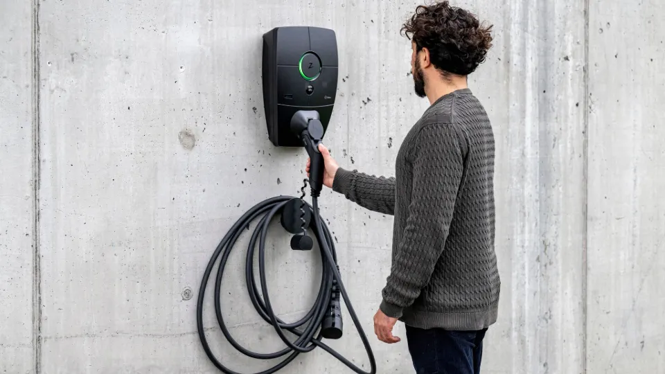 Zaptec Pro M&E wird als Dienstwagen-Wallbox genutzt