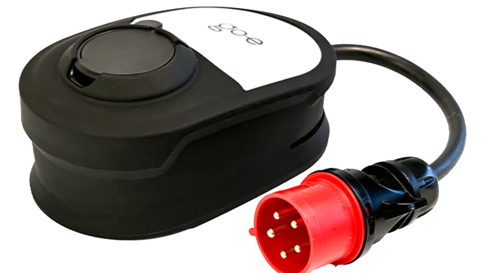 go-e Gemini Bodyguard für mobile Wallboxen von vorne