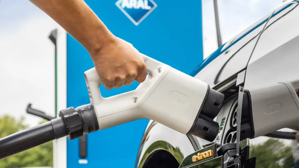 Plug&Charge ARAL Plug&Charge ARAL