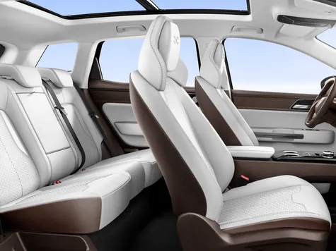 Aiways U5 Elektroauto in der Farbe türkis Ansicht des Innenraum und der Sitze Aiways U5 Elektroauto in der Farbe türkis Ansicht des Innenraum und der Sitze