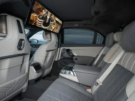 BMW i7 xDrive60 Innenraum mit Executive-Bestuhlung BMW i7 xDrive60 Innenraum mit Executive-Bestuhlung