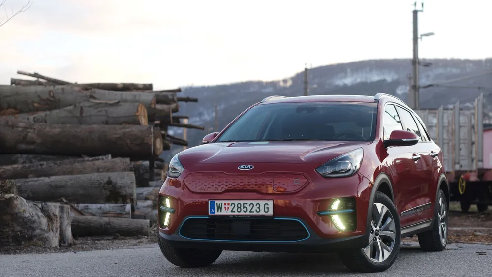 Kia e-Niro 64 kWh Kia e-Niro 64 kWh