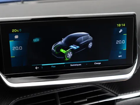Peugeot e-208 Elektroauto in der Farbe blau Ansicht des Displays im Cockpit