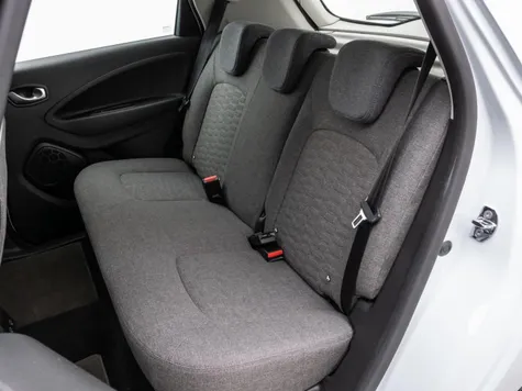 Renault Zoe Elektroauto in der Farbe schwarz Ansicht des Innenraums und der Sitze Renault Zoe Elektroauto in der Farbe schwarz Ansicht des Innenraums und der Sitze